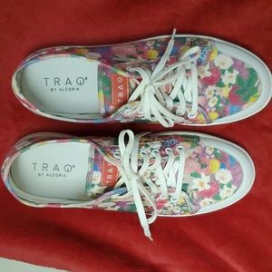 Traq by Alegria Sneaq sneakers Chillax pink